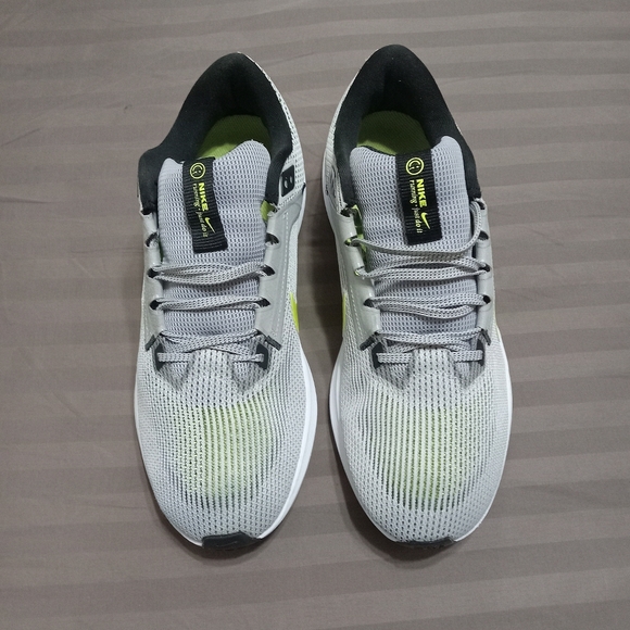 Nike Air Zoom Pegasus 40 Men's 10.5 Gray Road Running Gray DV3853-004 - Picture 6 of 14